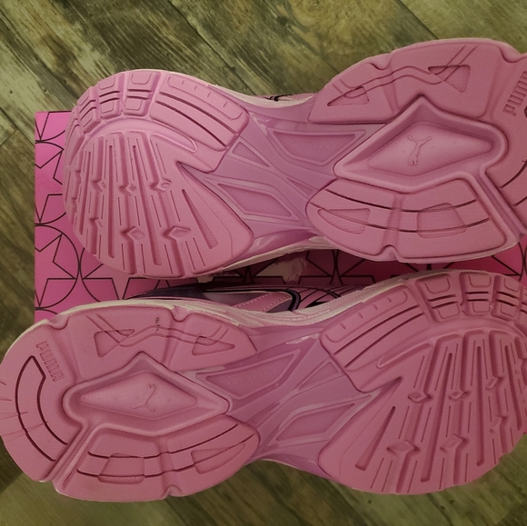 PUMA x Pleasures Velophasis Overdye low-top sneakers - Picture 6 of 9